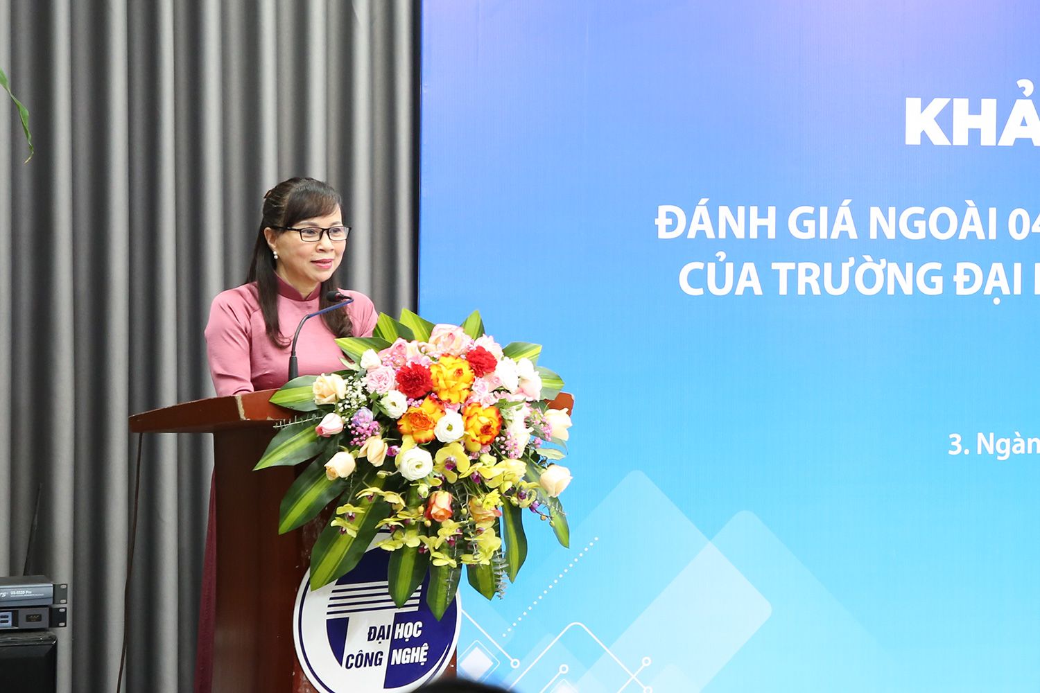 danh-gia-ngoai-4.jpg